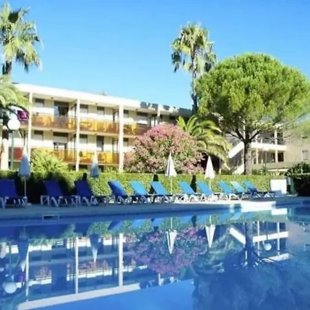 Climatisé 4 Personnes, Piscine, Parking Sécurisé Appartamento